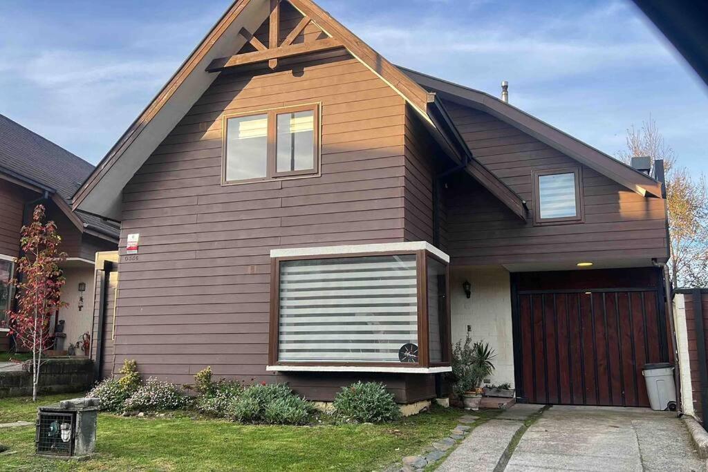 Acogedora Casa Con Tinaja Y Jacuzzi Y Rent A Car Villa Puerto Varas Bagian luar foto