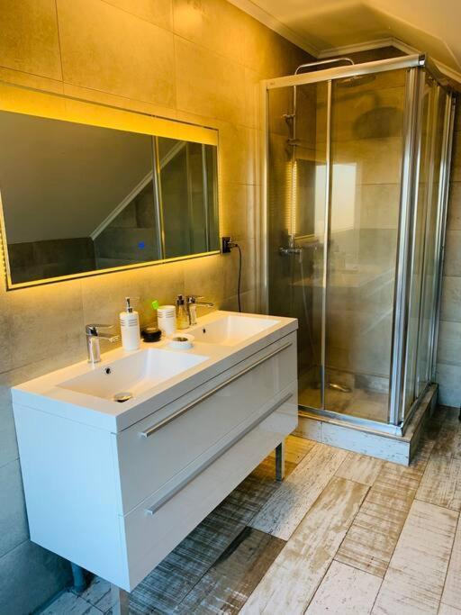 Acogedora Casa Con Tinaja Y Jacuzzi Y Rent A Car Villa Puerto Varas Bagian luar foto